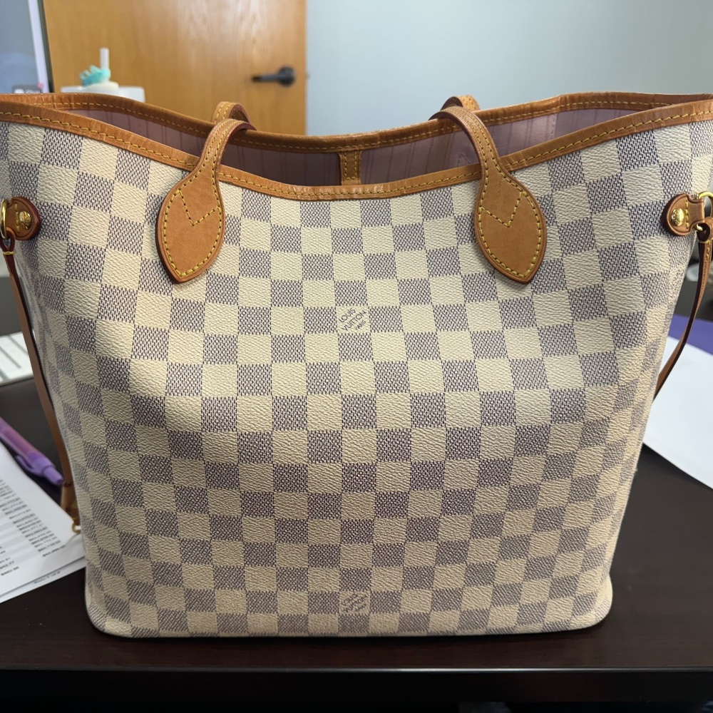 Louis Vuitton Neverfull PM